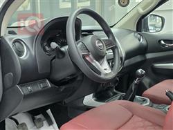 نيسان نافارا